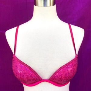 Push Up Plunge Victoria’s Secret Bra